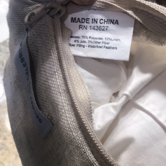 Valentine Pillow, Secret Celebrity, ribbon heart - Picture 8 of 10